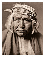 De Gizzeh-Rolling - Apache Native Man - North American Indians - c. 1906 - Giclée Art Prints & Posters