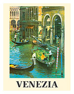 Venice (Venezia) Italy - Venetian Canals and Gondoliers - c. 1950's - Fine Art Prints & Posters